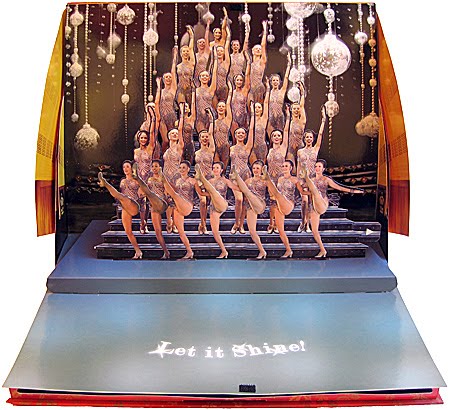 紐約無線電城「聖誕奇觀秀」立體書｜Radio City Christmas Spectacular